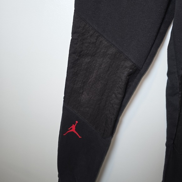 Jordan Jogger Sweatpants Boys Black/Red  sz L 12-13yrs Jumpman Nike‎ - Picture 2 of 9